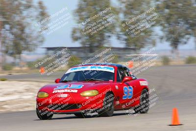 media/May-01-2022-CalClub SCCA (Sun) [[03a481c204]]/Group 5/Qualifying (I5)/